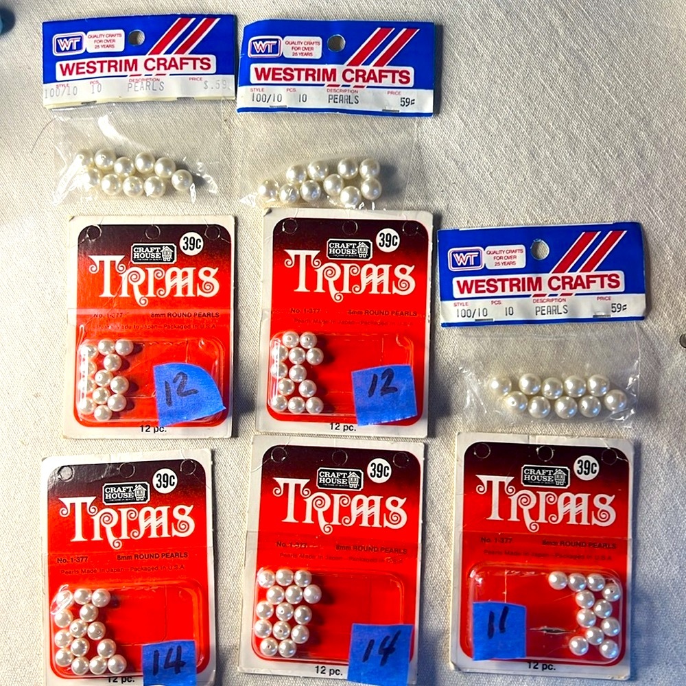 Craft House Sew On lot 5 pkgs- 8mm Round Pearls and Westrim Crafts 3 pkgs 100/10 - Picture 7 of 7